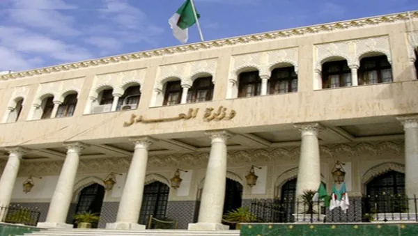 نظام اتصال جديد بين السجناء وعائلاتهم