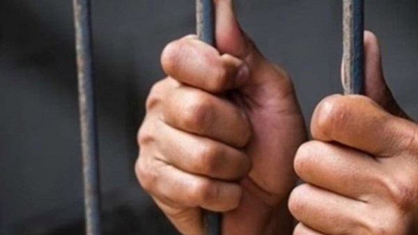 العقوبة لمدة 5 سنوات هي تصويت بنشر الأخبار الخاطئة حول ظروف البلد