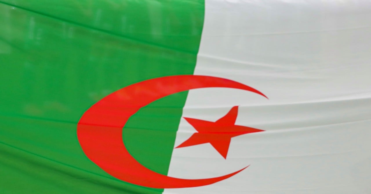 كرة القدم: الجزائر في الحداد